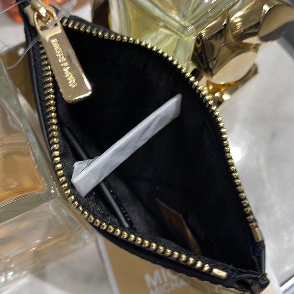 MICHAEL KORS JET SET TRAVEL MEDIUM TZ CARD CASE IN BLACK CROCODILE
NWT - Picture 6 of 16